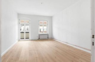 Wohnung kaufen in Samariterstraße, 10247 Berlin, Berlin - Großzügige 2-Zi.-Wohnung mit Balkon im Samariterviertel