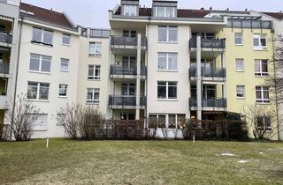 Wohnung kaufen in 10315 Friedrichsfelde, Moderne & möblierte 2-Zimmer-Wohnung mit Balkon & Fahrstuhl (TG-Stellplatz vorhanden)