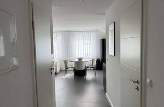 Penthouse mieten in 30827 Garbsen, Modernes 2-Zimmer-Penthouse mit Stellplatz, EBK & elektrischen Jalousien