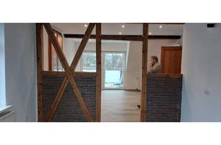 Wohnung mieten in Hillen 85, 45665 Recklinghausen, VOLLSTÄNDIG RENOVIERTE gehobene DG-Wohnung in Recklinghausen-Ost