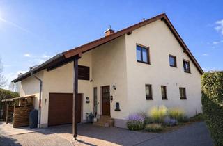 Einfamilienhaus kaufen in 61267 Neu-Anspach, Zentrales Einfamilienhaus mit 6,5 Zimmern und Garten in Neu-Anspach