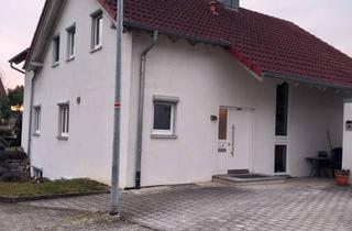 Einfamilienhaus kaufen in 74193 Schwaigern, gepflegtes Einfamilienhaus mit 9 Zimmern und Garage in Schwaigern