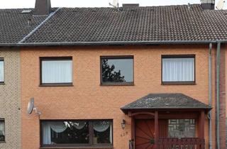 Haus kaufen in Maubacher Straße 159, 52372 Kreuzau, Reihenmittelhaus mit 6 Zimmern in Kreuzau