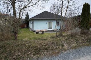 Einfamilienhaus kaufen in 36396 Steinau, Lichtdurchflutetes Einfamilienhaus auf einer Ebene mit schönem Garten und Doppelcarport