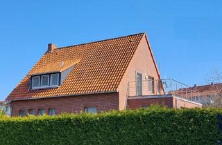 Einfamilienhaus kaufen in 37120 Bovenden, Bezugsfreies, in 2009 saniertes Einfamilienhaus, als 2-Fam.-Haus nutzbar, 2 Terrassen, ruhig gelegen