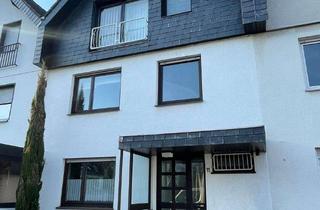 Haus mieten in Alpenroder Weg 11, 50767 Lindweiler, Geräumiges 6-Zimmer Reihenmittelhaus in Köln-Lindweiler mit Garten und Garage