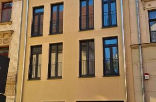 Haus mieten in Große Märkerstraße 19, 06108 Altstadt, Stadthaus mit Aufzug Erstbezug 200 Meter vom Marktplatz