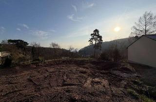 Grundstück zu kaufen in Triftbrunnenweg 10, 67434 Hambach, Baugrundstück mit Baugenehmigung & Fernblick — 1.033 m² in Neustadt-Hambach