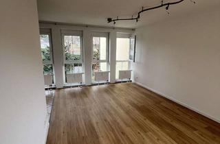 Wohnung mieten in 85560 Ebersberg, Helle 2 Zimmer Wohnung mit Balkon, Keller, EBK und TG