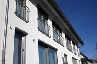 Wohnung mieten in 71229 Leonberg, Neuwertige 3,5-Zimmer-Maisonette-Wohnung mit Balkon, Einbauküche und Stellplatz in Leonberg