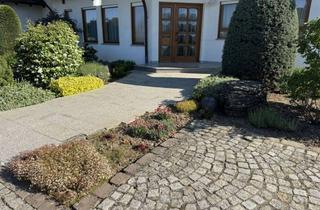 Wohnung mieten in 73574 Iggingen, Großzügige helle 4,5-Zimmer-Wohnung mit separatem Eingang am Ortsrand in Iggingen.