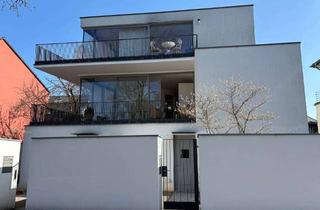 Wohnung mieten in Grimmelshausenstraße 24, 50996 Rodenkirchen, Luxuriöse 3,5-Zimmer Erdgeschosswohnung mit Garten in Rodenkirchen