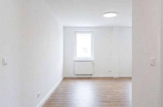 Wohnung mieten in Hauptstraße 28, 98693 Ilmenau, Erstbezug nach Sanierung: Moderne, ebenerdige 2-Zimmer-Wohnung im Zentrum von Langewiesen