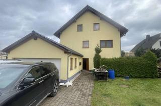 Einfamilienhaus kaufen in 09600 Oberschöna, Großes Einfamilienhaus m Einliegerwohnung gr Garage, Zisterne und Photovoltaik