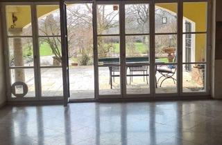 Haus kaufen in Aufhausen 17, 94072 Bad Füssing, Stilvolle Haus in Haus Wohnung mit Terrasse und Blick ins Grüne