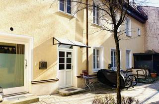 Haus kaufen in Gärtnerplatz, 80469 Ludwigsvorstadt-Isarvorstadt, Exklusiv - Rückgebäude mitten im begehrten Glockenbachviertel nähe Gärtnerplatz