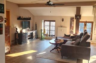 Wohnung mieten in Rosa-Luxemburg-Straße, 04600 Altenburg, 4-Zimmer Dachgeschosswohnung in 04600 Altenburg