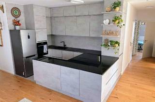 Wohnung kaufen in 71229 Leonberg, Luxuriöse 4,5-Zi.-EG-Wohnung, KfW 57, Terrasse, eigener Garten, barrierearm, seniorengerecht