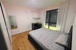 Wohnung kaufen in 71229 Leonberg, Barrierearme sonnige 4,5 Zimmer Erdgeschosswohnung mit eigenem Garten