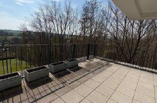 Wohnung kaufen in 36041 Fulda, Fulda - 3-Zimmer-Wohnung mit großzügigem süd-west Balkon - 130 m² - Neuenbergterrassen