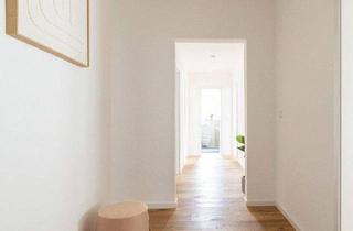 Wohnung kaufen in 61462 Königstein, Königstein - Modernes Design trifft Burg-Panorama: Sanierte 4-Zimmer-Wohnung im Herzen Königsteins