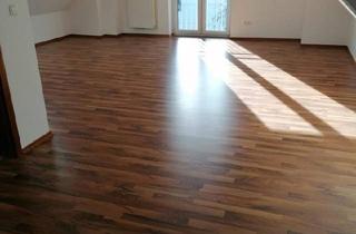 Wohnung kaufen in 96103 Hallstadt, Hallstadt - Gut gepflegte 4 Zimmer Eigentumswohnung in Hallstadt zu verkaufen