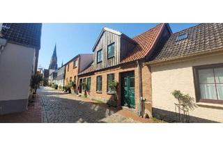 Einfamilienhaus kaufen in 24837 Schleswig, Schleswig - Altstadthaus in Schleswig zu verkaufen