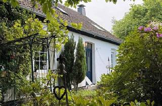 Haus kaufen in 58456 Witten, Witten - Besonderes Haus mit unverbaubarem Blick und großem Grundstück