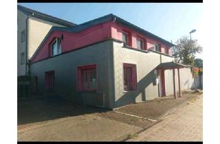 Einfamilienhaus kaufen in 47447 Moers, Moers - EINFAMILIENHAUS MIT VIEL PLATZ in MOERS SCHWAFHEIM