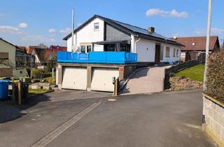 Haus kaufen in 35260 Stadtallendorf, Stadtallendorf - Einzigartiges Zweifamilienhaus in sehr guter Lage