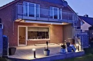 Haus kaufen in 24145 Kiel, Kiel - Rotstein-Massivhaus mit Einliegerwohnung in Kiel - Kronsburg