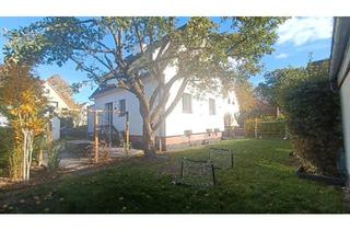 Einfamilienhaus kaufen in 30855 Langenhagen, Langenhagen - Modernisiertes Zweifamilienhaus KfW55A+