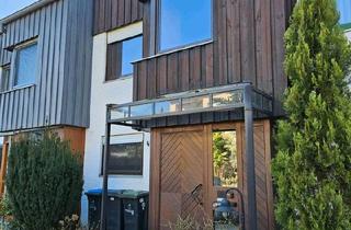Haus kaufen in 71083 Herrenberg, Herrenberg - Reihenmittelhaus mit Südgarten & Balkon in Herrenberg-Gültstein
