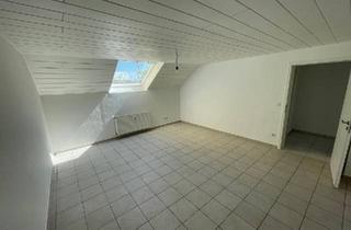 Wohnung kaufen in 68766 Hockenheim, Hockenheim - *Provisionsfrei* 3-Zimmer Wohnung in kleiner Wohneinheit + Garage