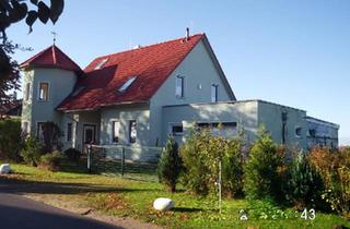 Einfamilienhaus kaufen in 18196 Dummerstorf, Dummerstorf - nicht alltägliches-starkes Haus-beim See+Natur+City-von privat