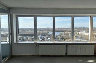 Wohnung kaufen in Wikingeck, 24837 Schleswig, Eigentumswohnung im Wikingturm mit Schlossblick