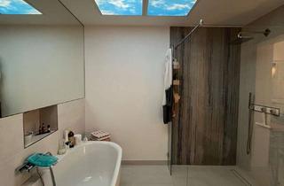 Wohnung kaufen in Waldblick 30, 09131 Hilbersdorf, Außergewöhnliche und barrierearme 4 Zimmerwohnung mit Einbauküche, tollen Bädern und Garten!