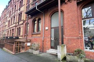 Wohnung kaufen in 65195 Wiesbaden, Charmante 3,5-Zimmer-Souterrainwohnung im Denkmal mit Wintergartencharakter in Wiesbaden Westend!