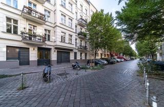 Wohnung kaufen in Bredowstraße 41, 10551 Berlin, Gemütliche Altbauwohnung unter dem Dach in grünem Innenhof