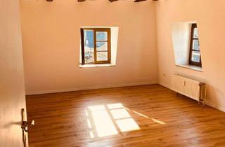 Wohnung kaufen in 42555 Velbert, Attraktive, vermietete Wohnung seit 2018 - ideal für Anleger mit Gartenmitbenutzung.