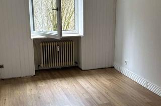 Wohnung kaufen in 83308 Trostberg, Ruhig gelegene 2-3-Zimmer-Wohnung mit Potenzial in Heiligkreuz!