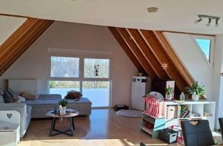 Wohnung mieten in 97526 Sennfeld, Gepflegte 3-Zimmer Wohnung mit Balkon im 2. OG in Sennfeld