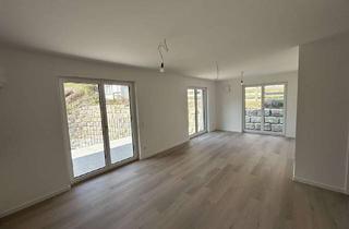 Wohnung mieten in Scheckertstrasse, 97299 Zell, Erstbezug: Premium Neubauwohnung A+ mit Aufzug, EBK, Balkon & Abendsonne in Zell