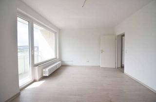 Wohnung mieten in Salzunger Straße, 36251 Bad Hersfeld, Frisch Sanierte 3-Zimmer-Wohnung mit Balkon in Bad Hersfeld