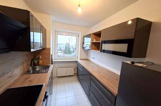 Wohnung mieten in Richard-Wagner-Straße 17, 63263 Neu-Isenburg, Frisch gestrichene 3-Zimmer-Wohnung mit Balkon & EBK, auch WG geeignet