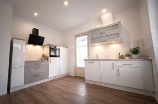 Wohnung mieten in 75177 Nordstadt, Frisch sanierte 3- Zimmer- Altbauwohnung mit 2 Loggien