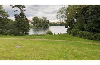 Wohnung mieten in 19057 Lankow, Großzügige 4-Zimmer-Wohnung mit Parkett, 2 Balkone und Seeblick zu mieten!