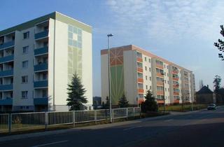 Wohnung mieten in Ruhlander Straße 17c, 01987 Schwarzheide, Komplett sanierte 3-Raum-Wohnung mit Balkon
