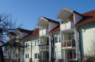 Wohnung mieten in Kirchenweg, 85604 Zorneding, ** Gemütliche & helle Dachgeschosswohnung mit Balkon in ruhiger Lage mitten in Zorneding **