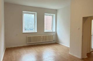 Wohnung mieten in Verdieckstraße 60, 24149 Neumühlen-Dietrichsdorf, Großzügige 2-Zimmerwohnung ideal als WG geeignet
